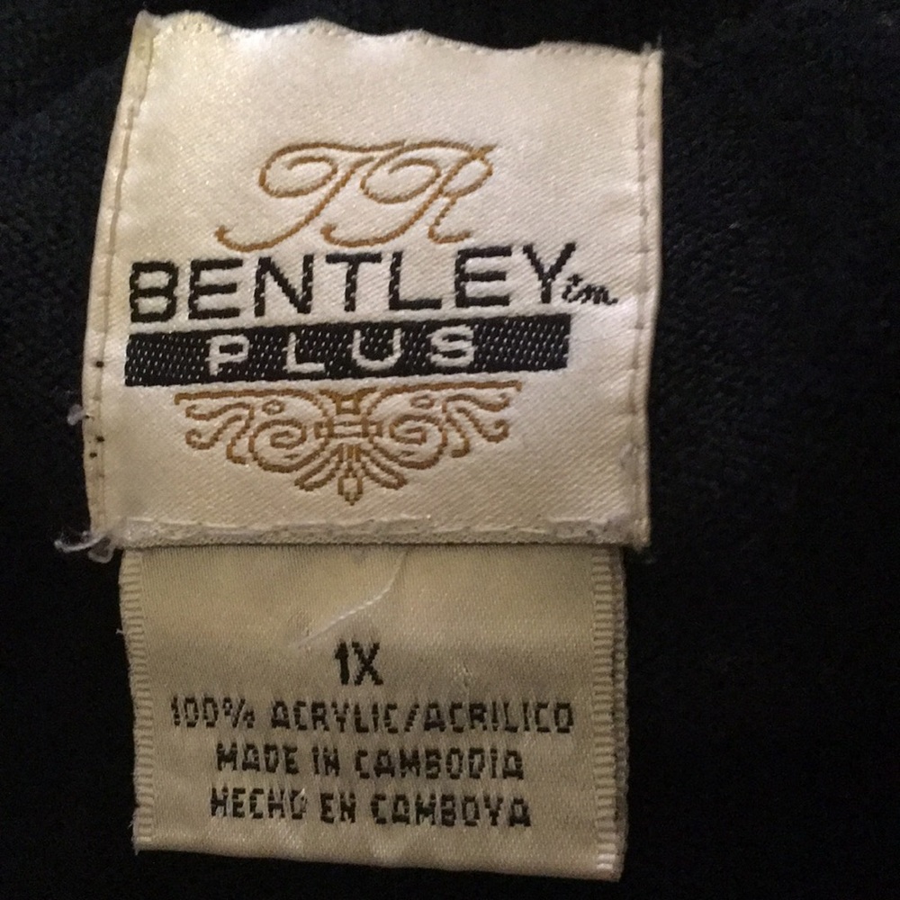 Bentley Short Sleeve Lightweight Sweater - Picture 5 of 8